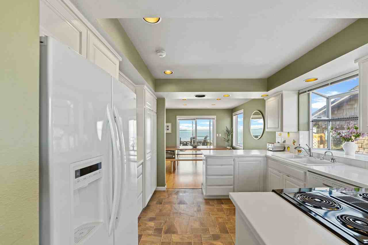 4183 Sucia Dr - Photo 4 of 45