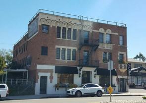 564 N Larchmont Blvd - Photo 1 of 1