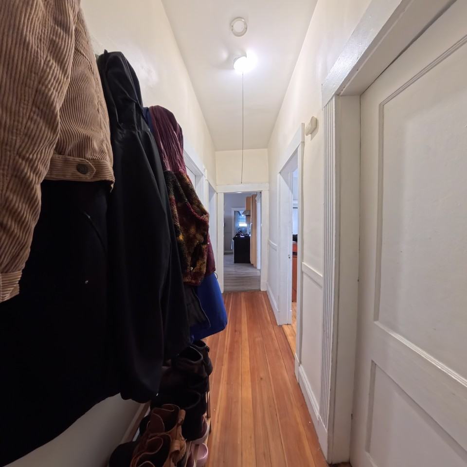 19 Arden St #1 - Photo 4 of 12