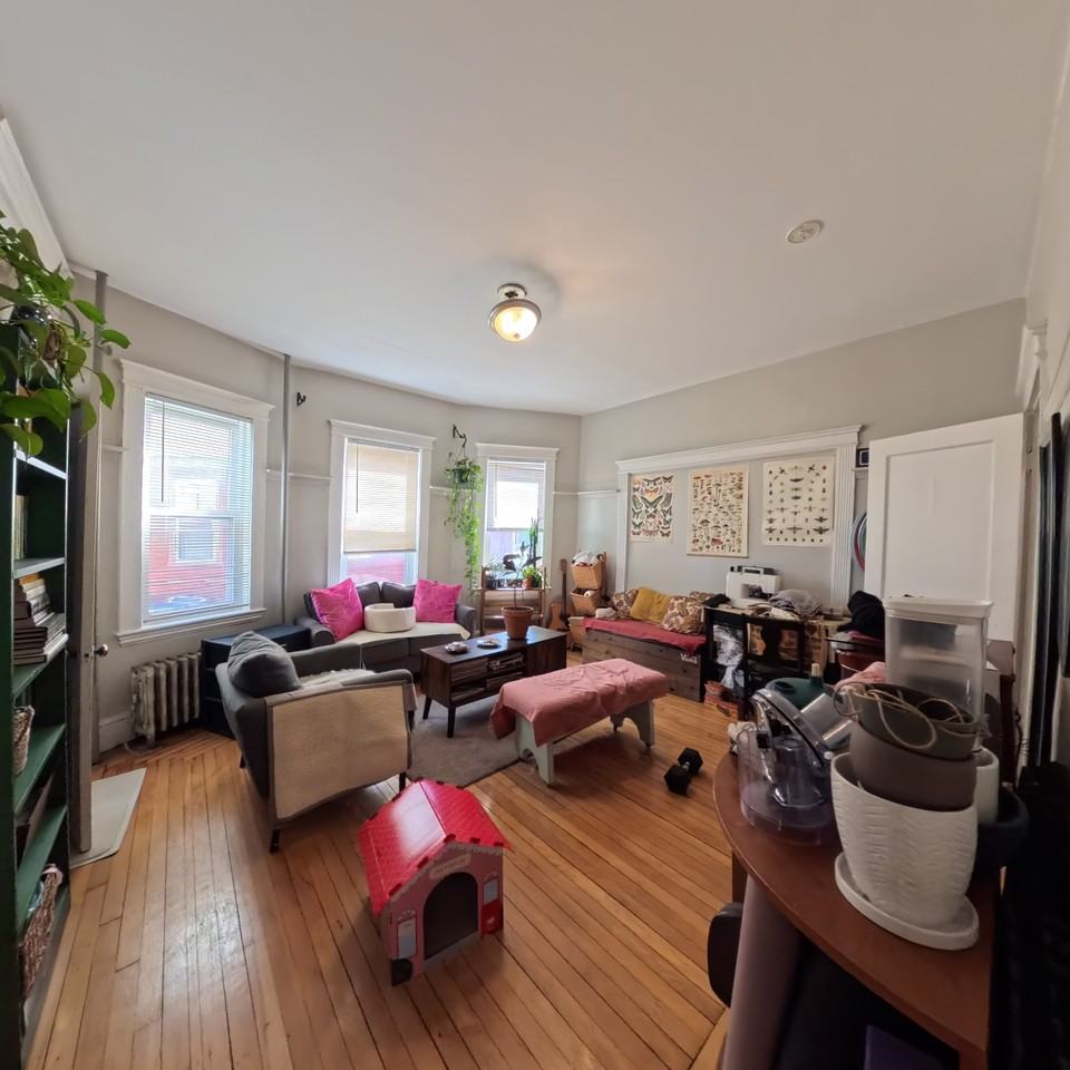 19 Arden St #1 - Photo 5 of 12