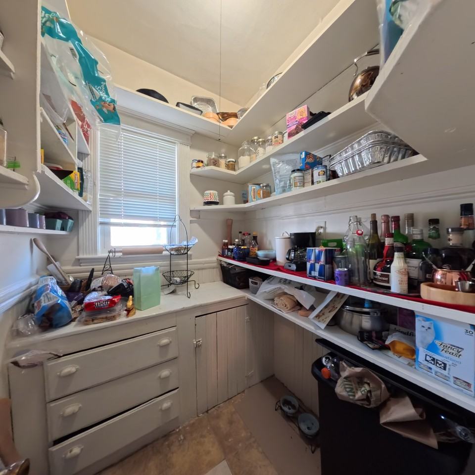 19 Arden St #1 - Photo 2 of 12