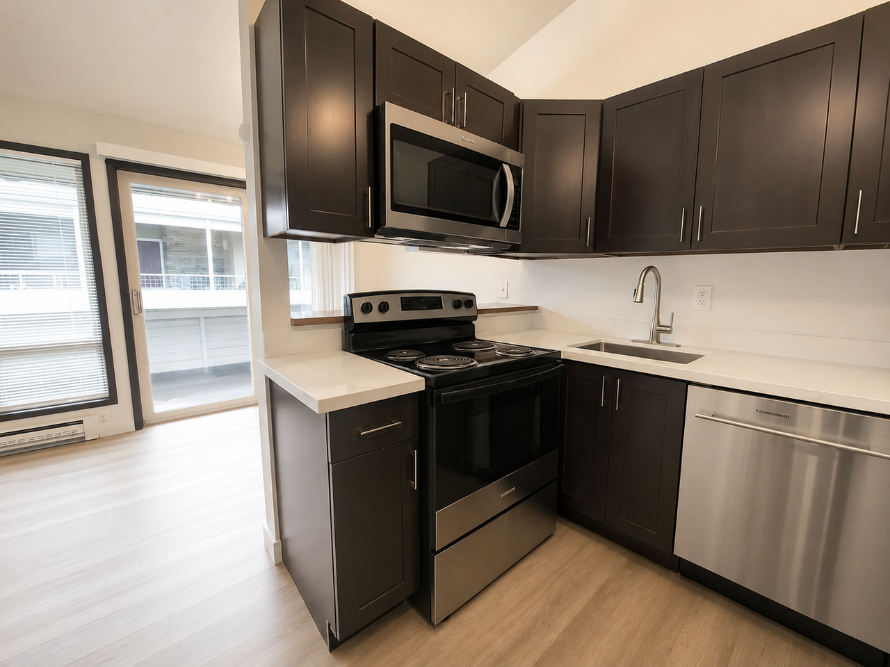 921 N 96th St #16 - Photo 4 of 15