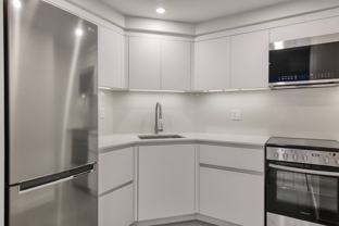 2285 Saint-Mathieu Street - Photo 1 of 1
