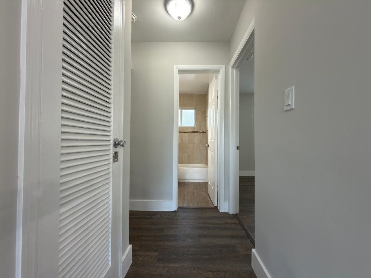 600 Nw 18th St #W - Photo 6 of 24