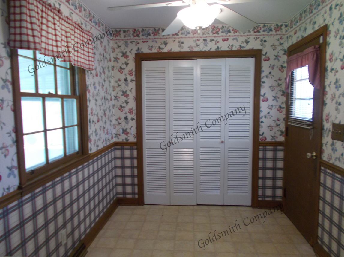 21 Northway Dr - Photo 5 of 11