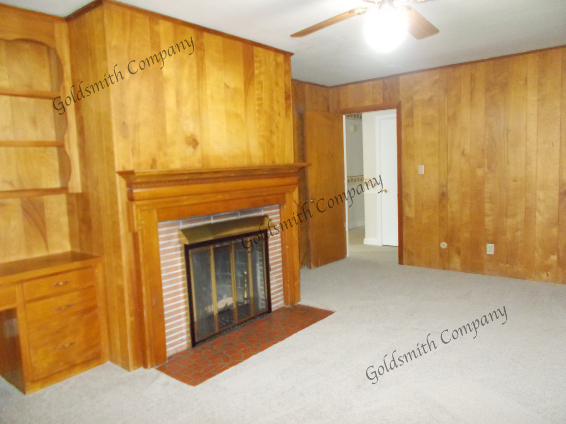 21 Northway Dr - Photo 6 of 11