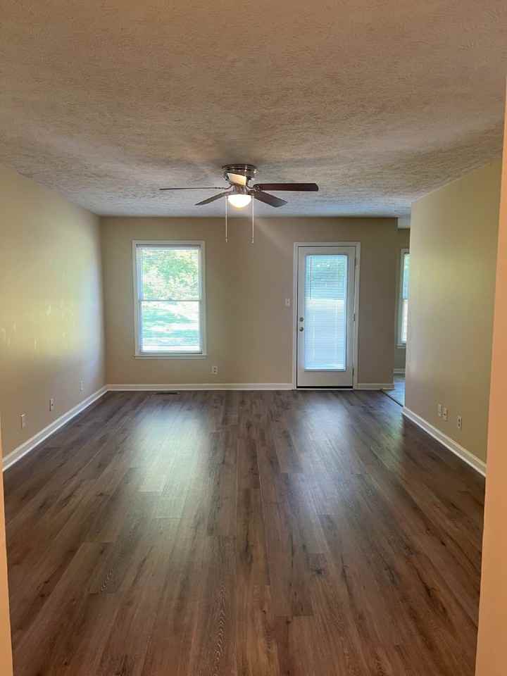3413 Clearwater Dr - Photo 3 of 23