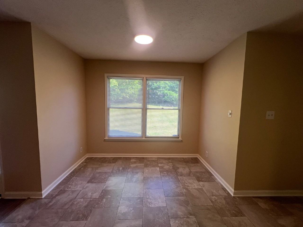3413 Clearwater Dr - Photo 6 of 23