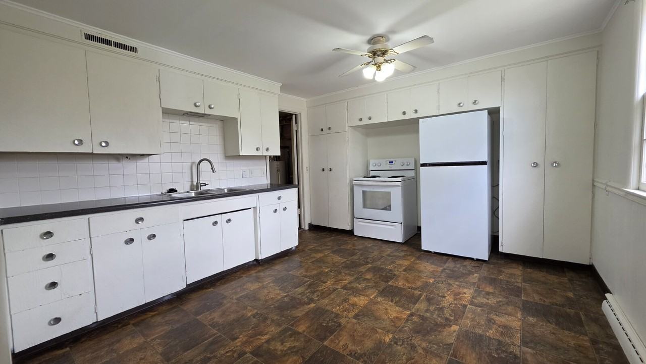 314 Milwaukee St #1 - Photo 5 of 19