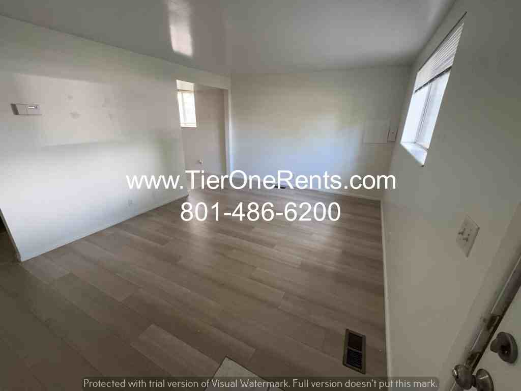 1397 S Mcclelland St #2 - Photo 3 of 20