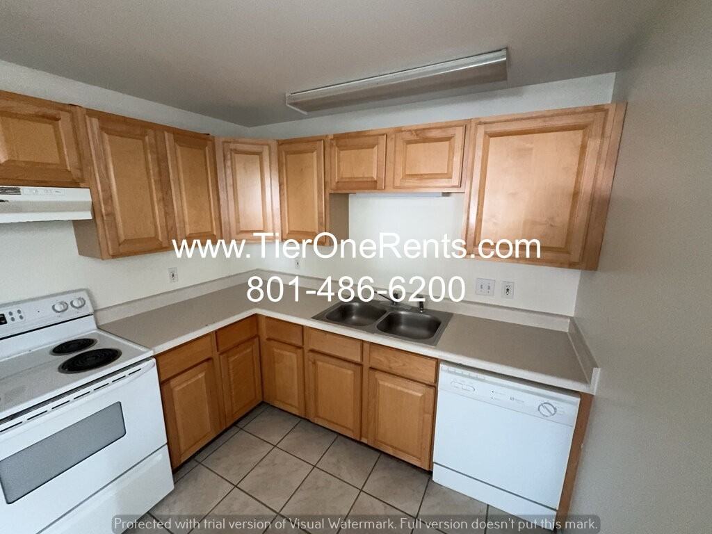 1397 S Mcclelland St #2 - Photo 7 of 20