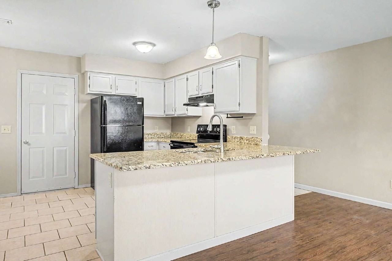 3033 W Mica St - Photo 5 of 22