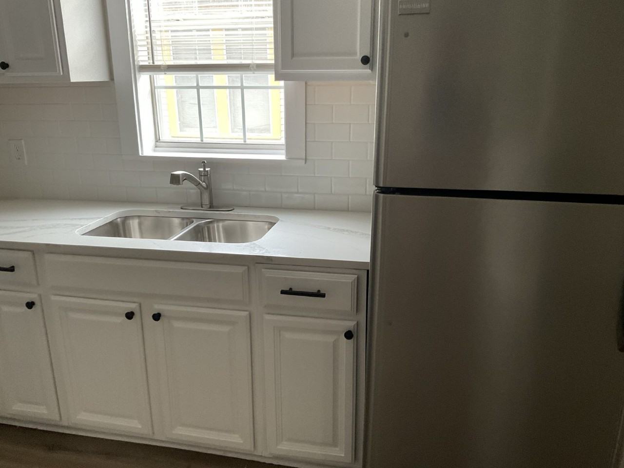 811 Rivas St - Photo 7 of 18