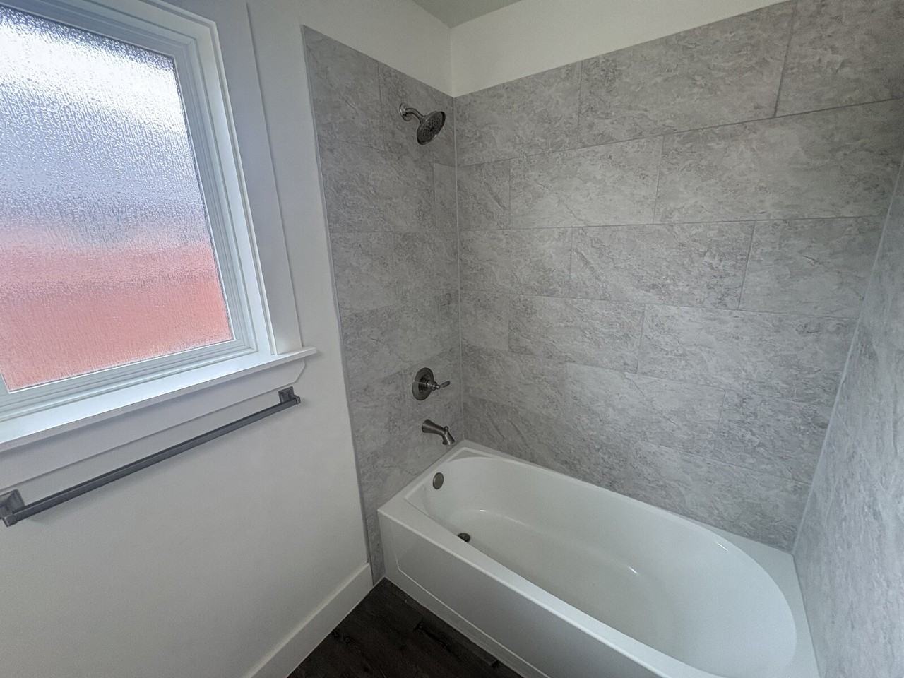 405 Ranger St - Photo 7 of 15