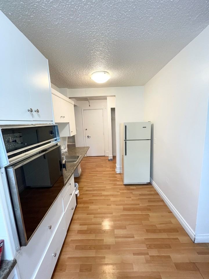 St. Charles Apartments - Photo 2 of 9