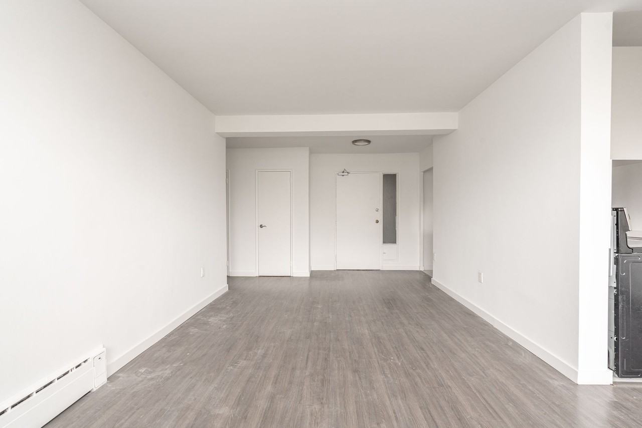 5 Mallory Gardens - Photo 2 of 11