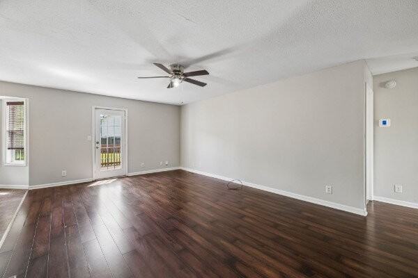 254 Senator Dr - Photo 4 of 23