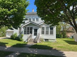 featured image of 7716 W Stevenson St #UPPER