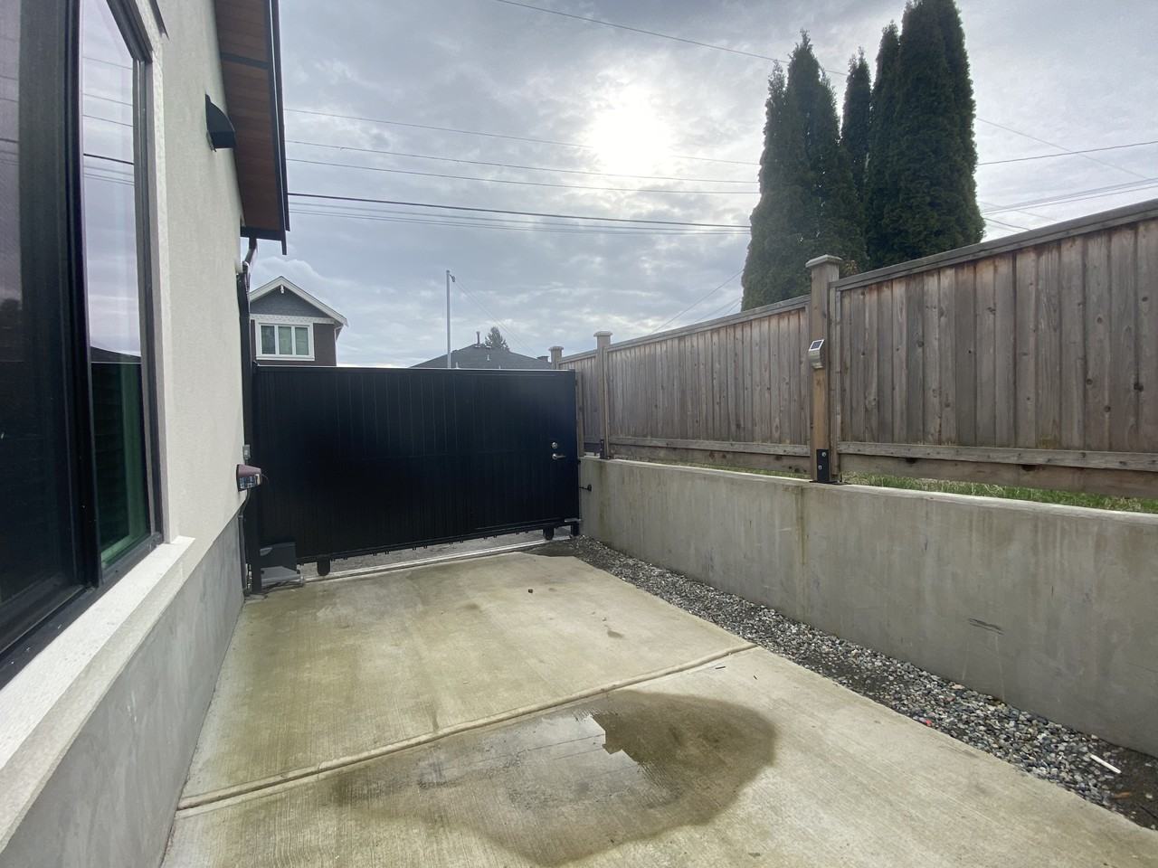 536 60th Ave W - Photo 5 of 20