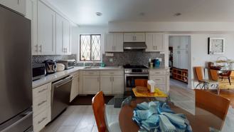 22-24 Broadlawn Park - Photo 1 of 1