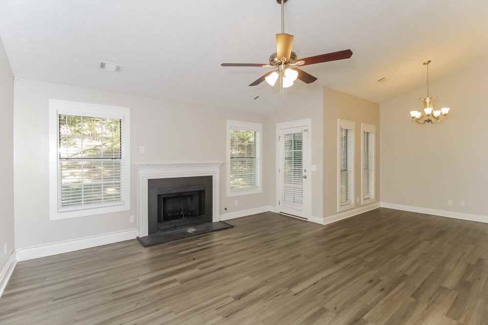 2735 Country Creek Way Nw - Photo 3 of 16