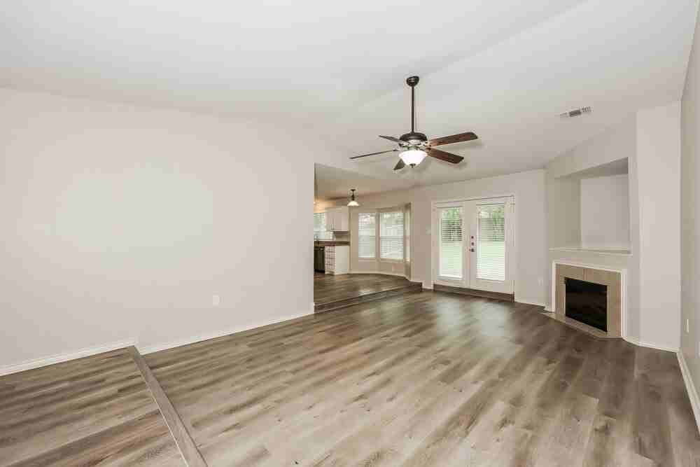 6437 Starnes Rd - Photo 7 of 16