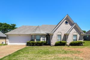 featured image of 12778 Fox Hunter Dr