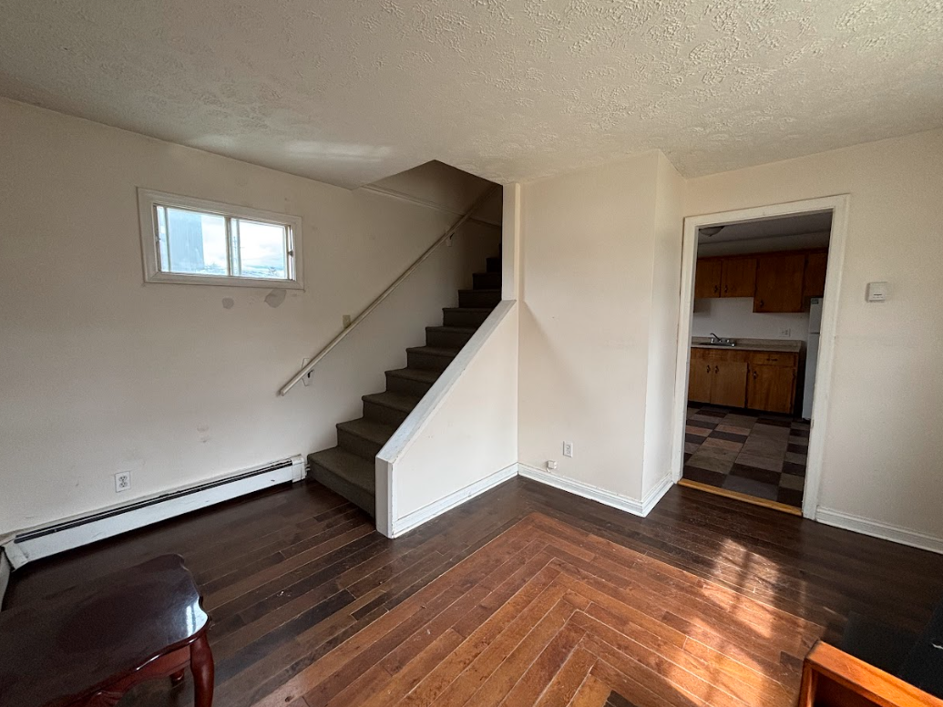75 Douglas Ave - Photo 4 of 10