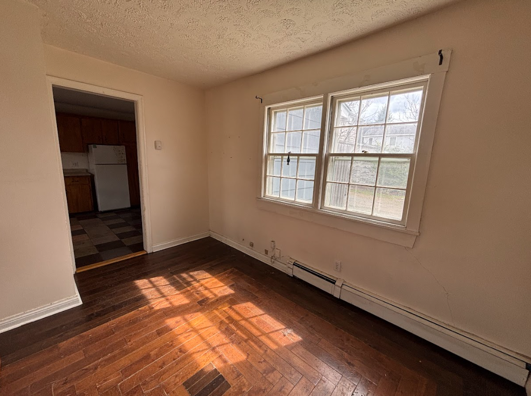 75 Douglas Ave - Photo 5 of 10