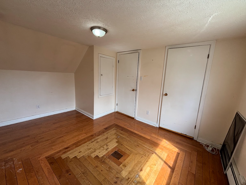 75 Douglas Ave - Photo 7 of 10