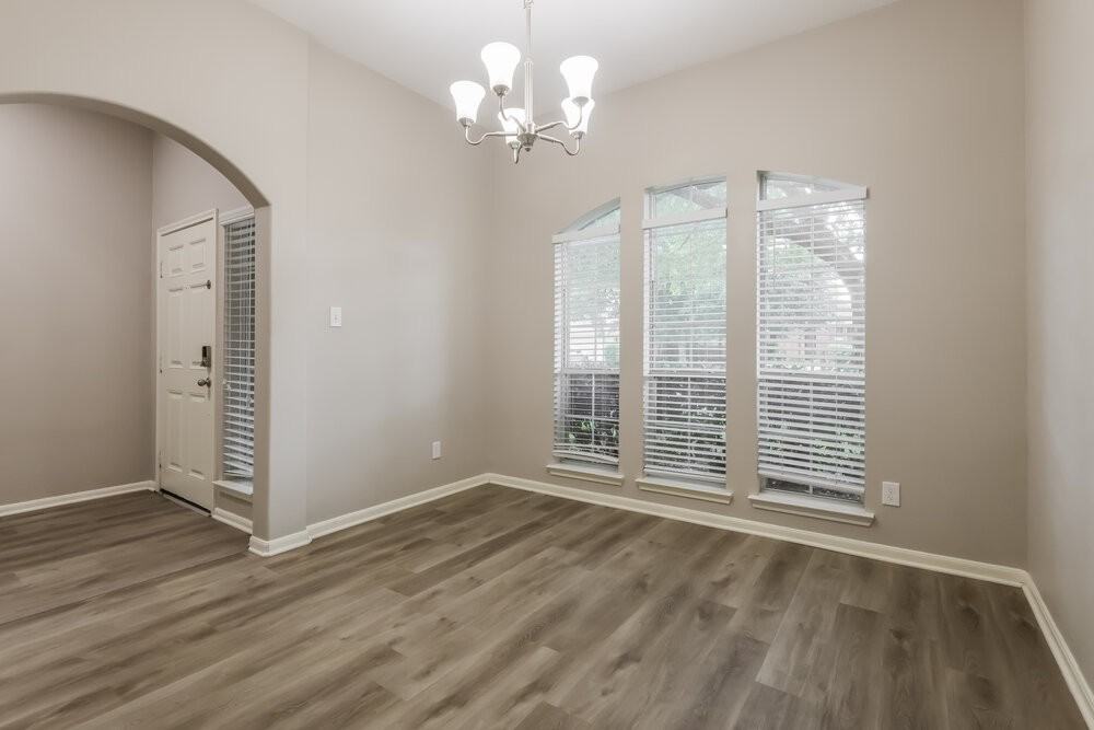13606 Caney Springs Ln - Photo 5 of 16
