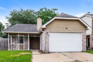 featured image of 11 Crestbriar Ct