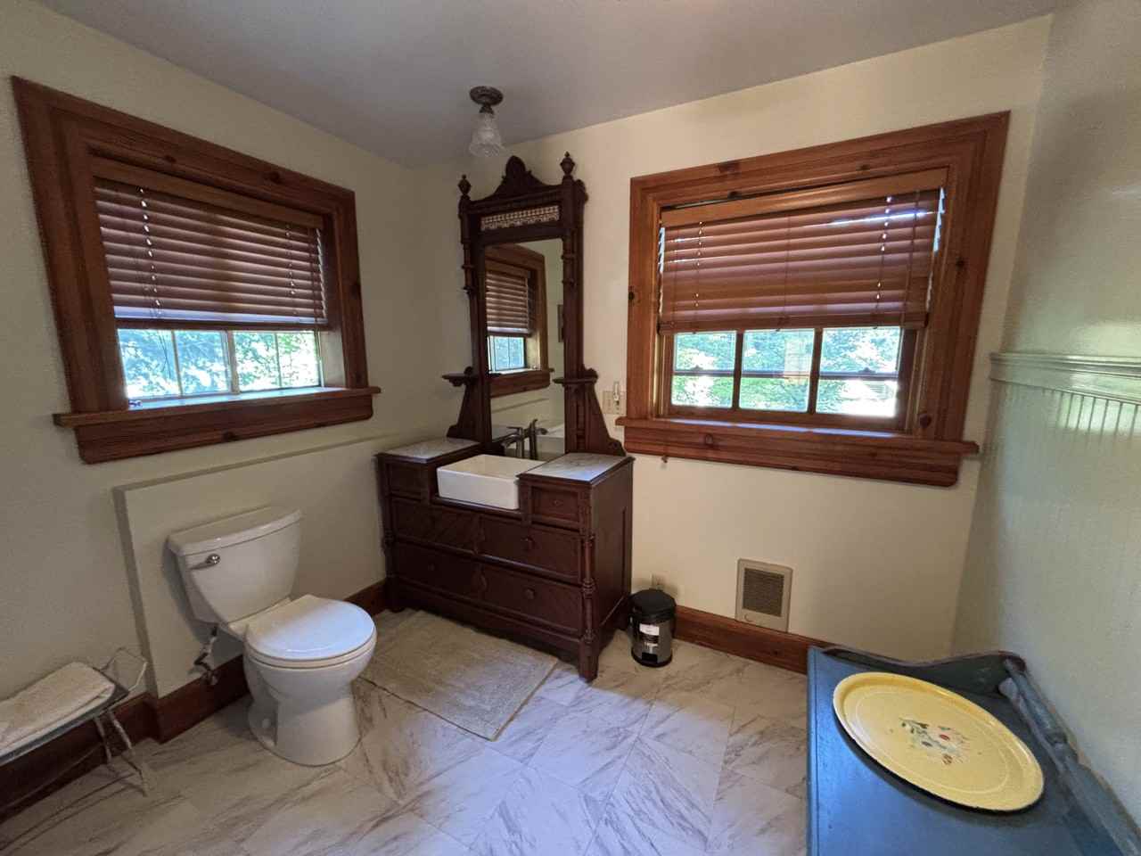 5030 Newtown Rd #NA - Photo 2 of 25