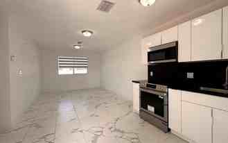 811 E 52nd St #101 - Photo 1 of 1