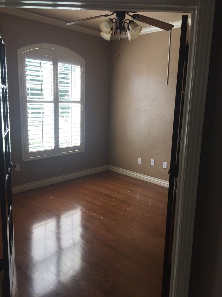 16504 Village Garden Dr #NA - Photo 7 of 8
