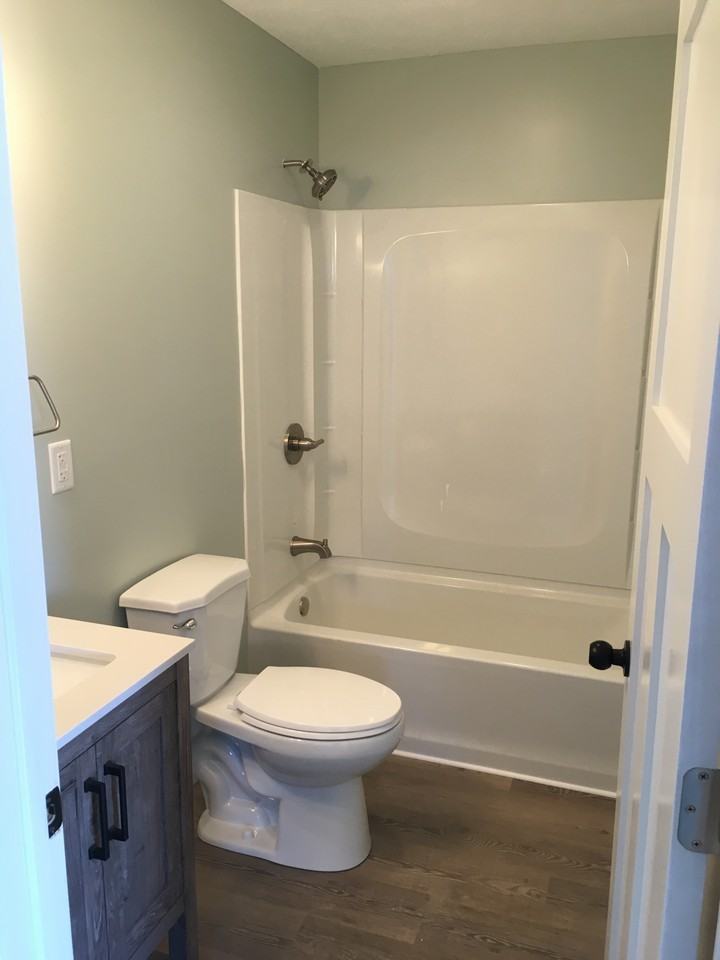 632 W Main St #632 - Photo 4 of 6