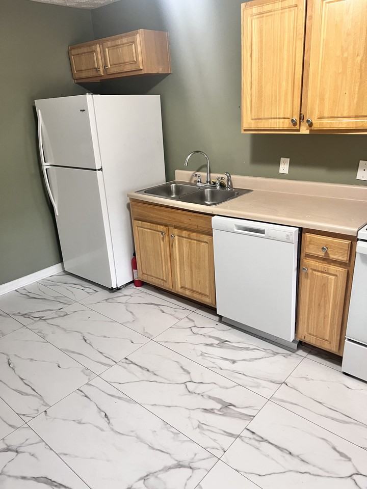 70 Trelawney Dr #NA - Photo 2 of 14
