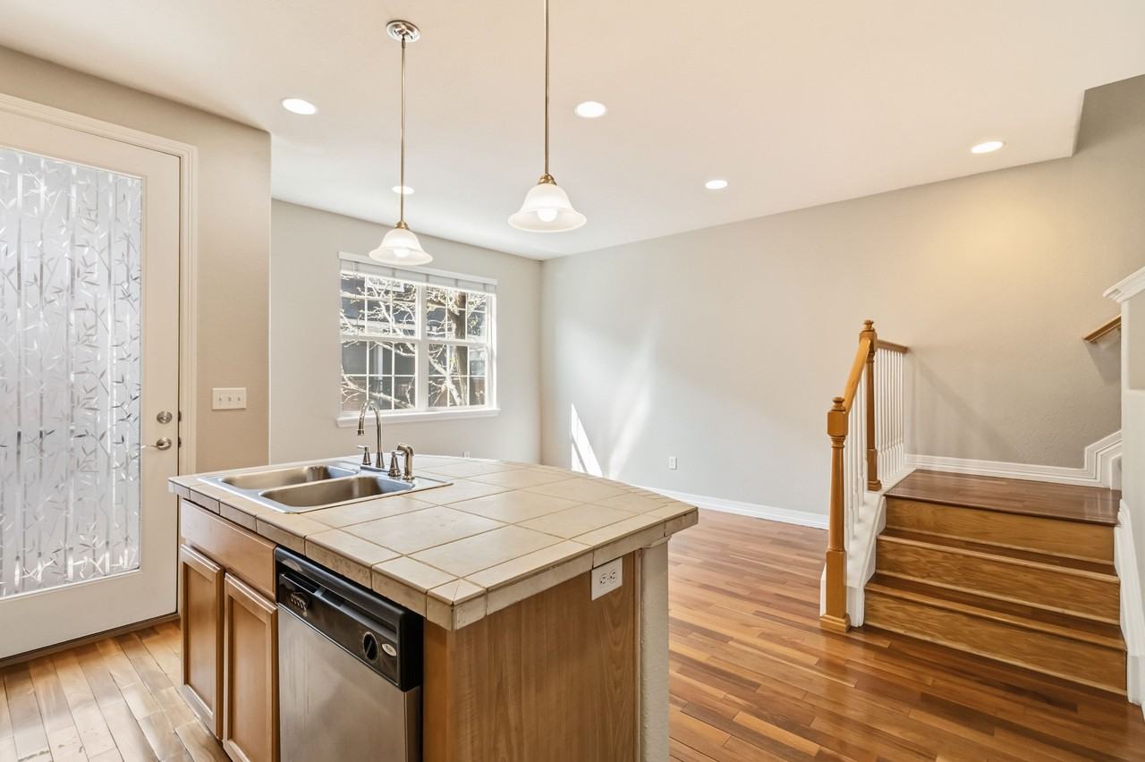 9219 Kornbrust Cir #9219 - Photo 2 of 38