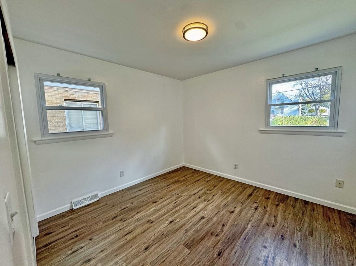 642 S 66th St - Photo 6 of 10