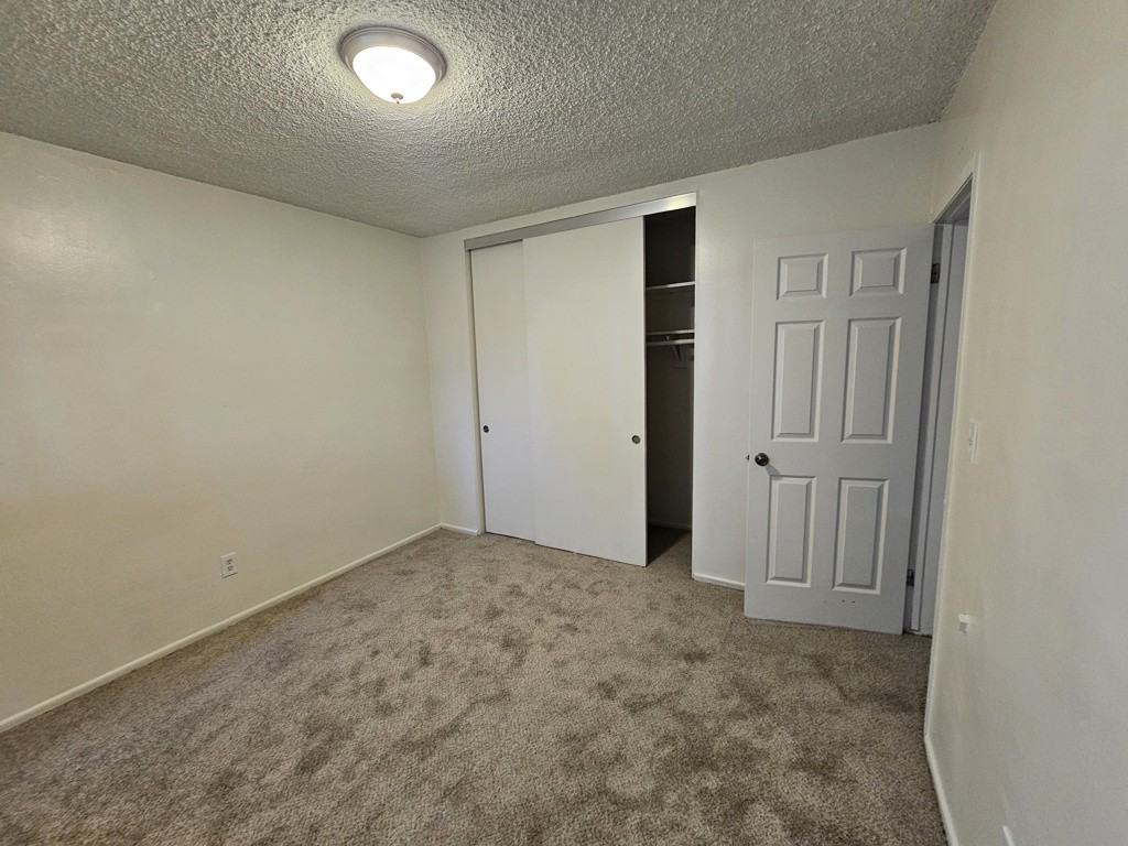 2232 E Lenita Ln - Photo 3 of 7