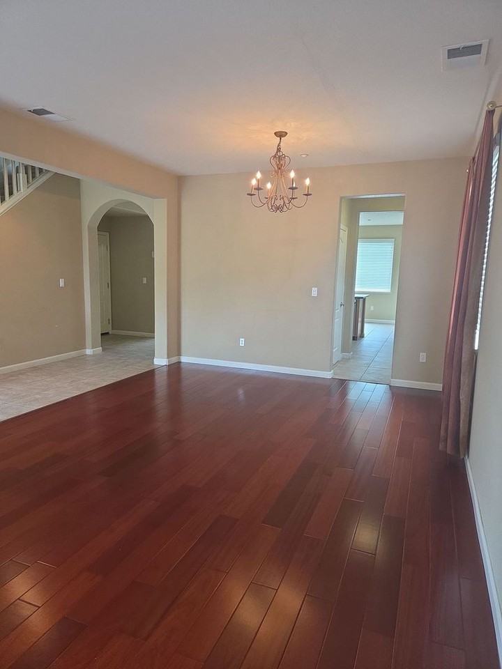 5220 Antiquity Cir - Photo 4 of 13