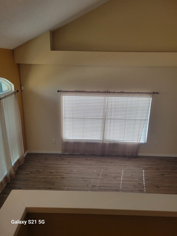 1324 Franford Dr #NA - Photo 3 of 29