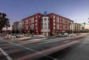 featured image of 1432 W San Carlos St