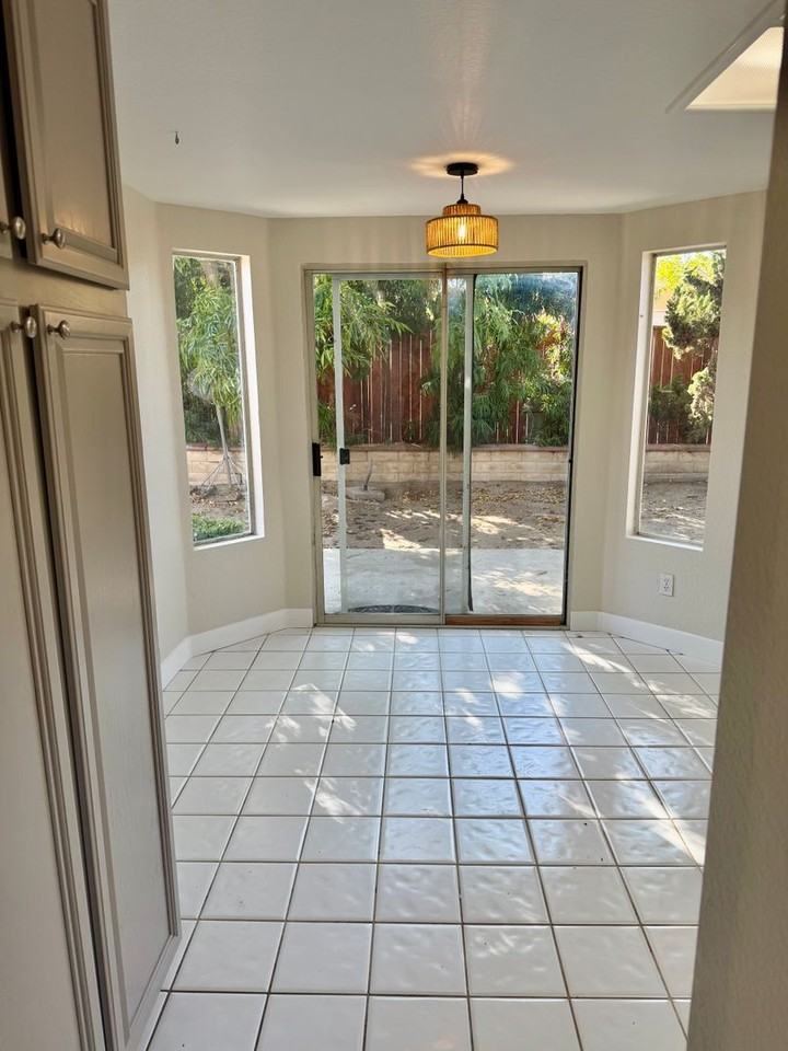 5034 Cherrywood Dr - Photo 3 of 6