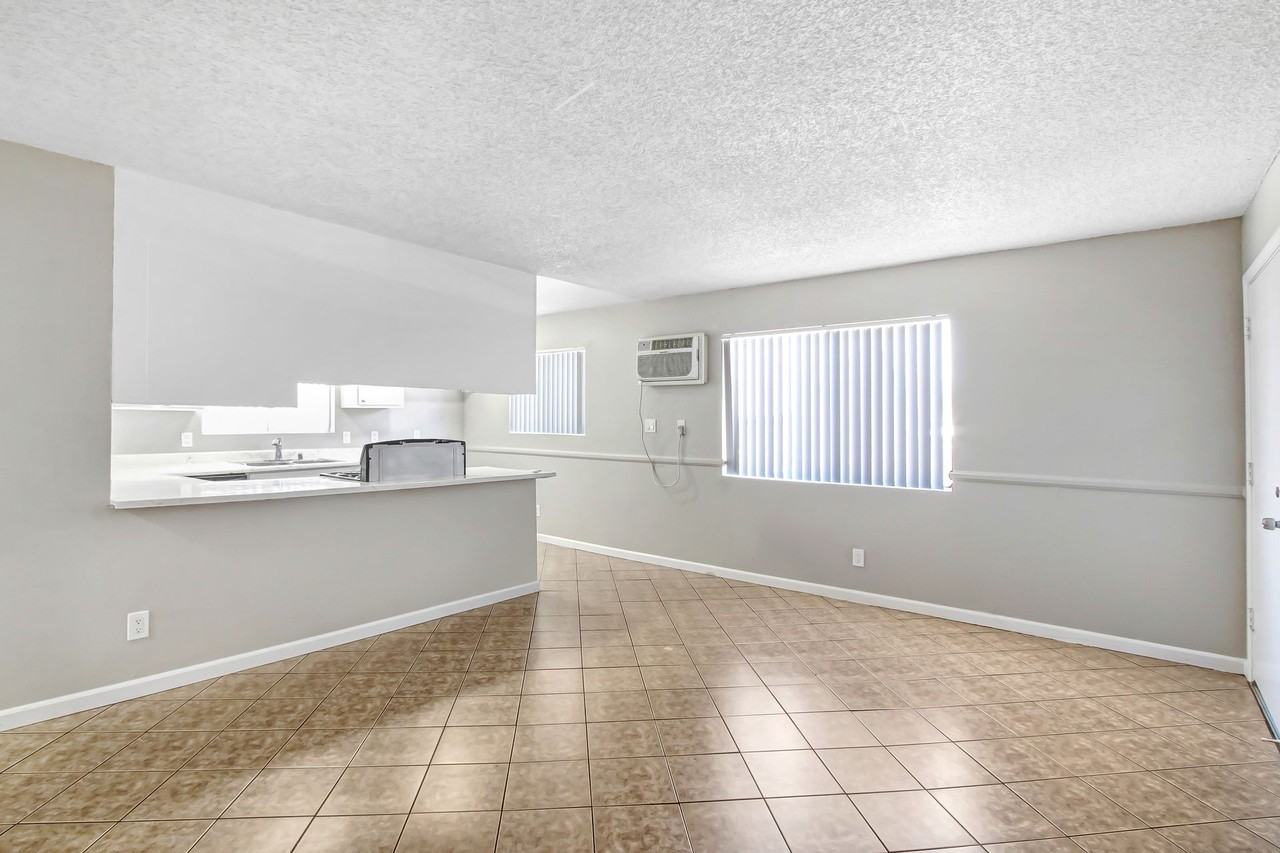 2 bedroom 1 bath units - Photo 6 of 17