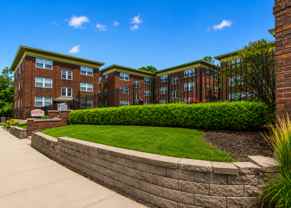 Roanoke Court Apartments - Photo 1 of 1