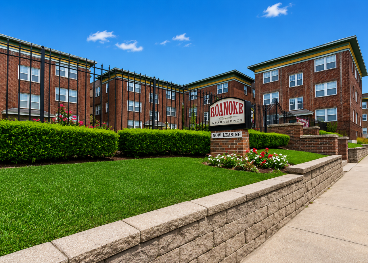 Roanoke Court Apartments - Photo 5 of 21