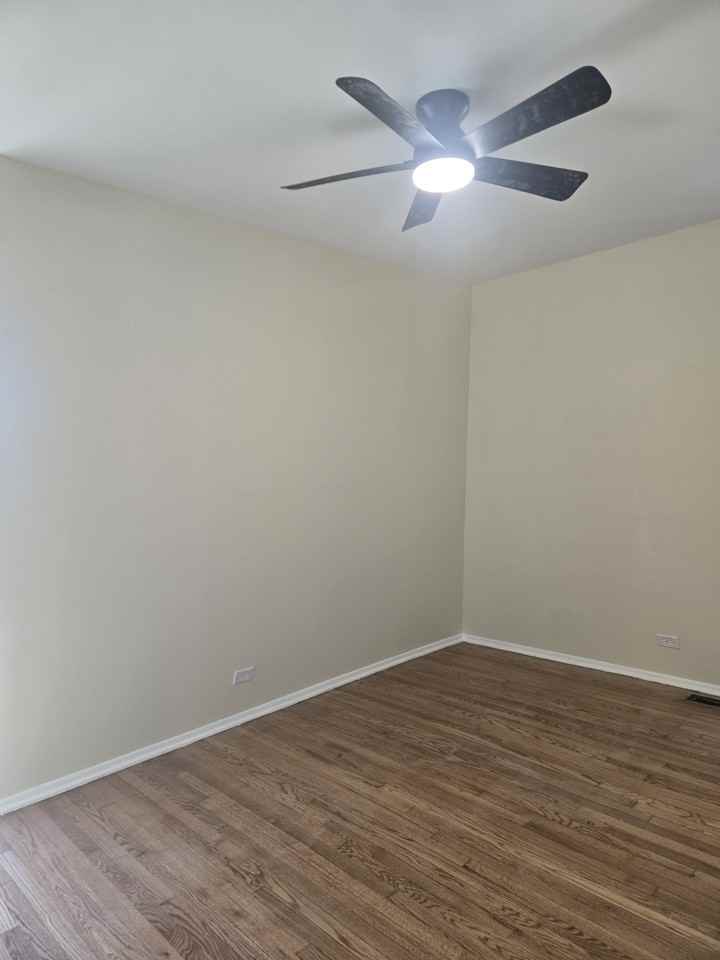11575 S Racine Ave #1 - Photo 7 of 14