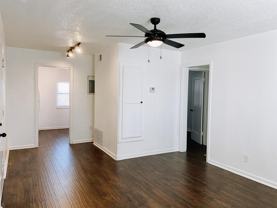 1722 N Lindsay Ave - Photo 1 of 1