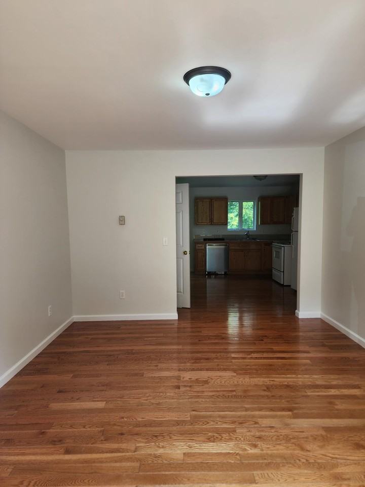 2665-2667 State Route 55 - Residential - Photo 3 of 15